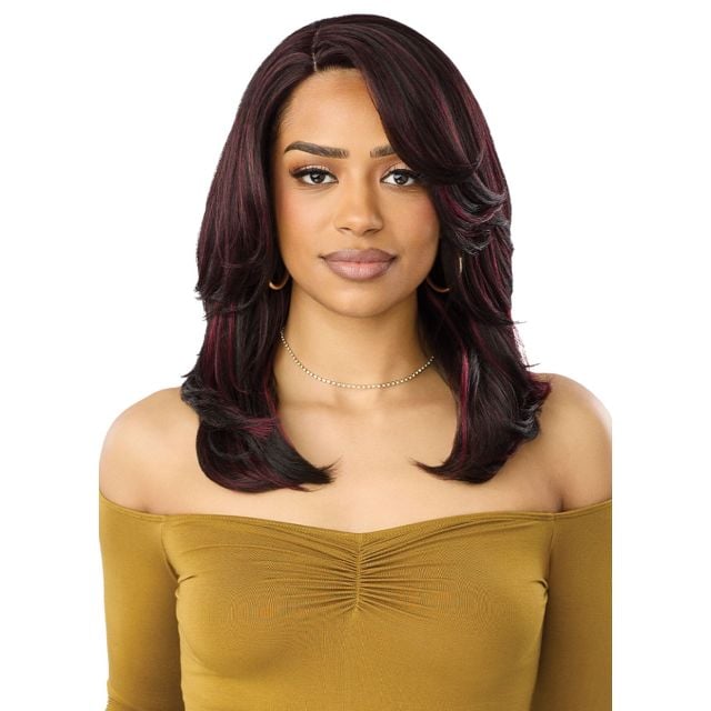 Outre Style & Dash Daily 33 Lace Wig 18"