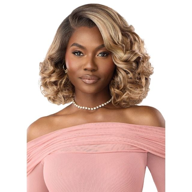 Outre 13"X6" Peak 713  Glueless Lace Frontal Wig  12"