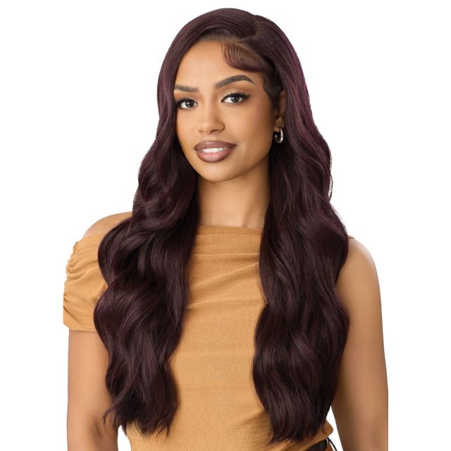 Outre Melted Hairline Trucurve 3 Glueless Lace Wig 24"